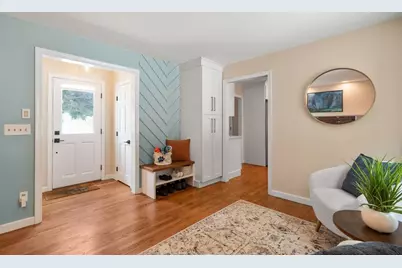 10 Steven Ln, Medfield, MA 02052 - Photo 16