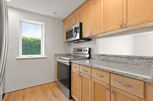 321 Harvard St, Cambridge, MA 02139 - Photo 4
