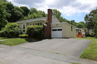 10 Pine Tree Lane, Worcester, MA 01609 - Photo 2