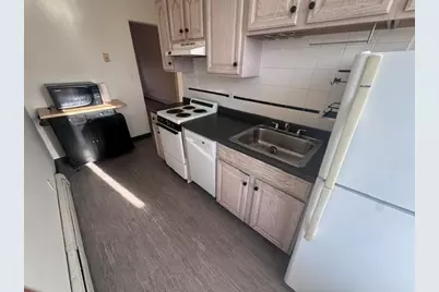 206 Chestnut Hill Ave #10, Boston, MA 02135 - Photo 2