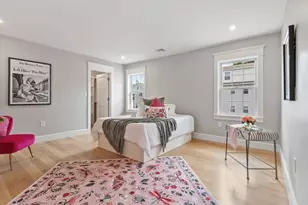 23 Trowbridge St, Belmont, MA 02478 - Photo 16