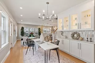 23 Trowbridge St, Belmont, MA 02478 - Photo 4