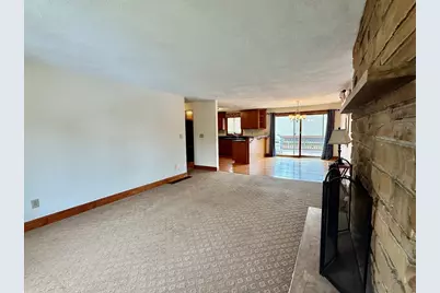 10 Sheridan St #top, Billerica, MA 01821 - Photo 10