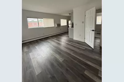 181 School St #10, Waltham, MA 02451 - Photo 10