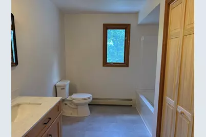 1174 Old Fall River Rd, Dartmouth, MA 02747 - Photo 10