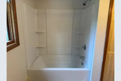 1174 Old Fall River Rd, Dartmouth, MA 02747 - Photo 12