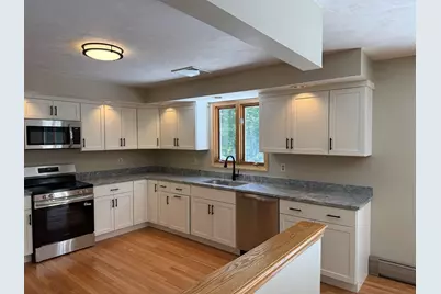 1174 Old Fall River Rd, Dartmouth, MA 02747 - Photo 8