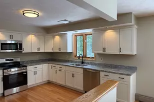 1174 Old Fall River Rd, Dartmouth, MA 02747 - Photo 8