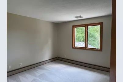 1174 Old Fall River Rd, Dartmouth, MA 02747 - Photo 18