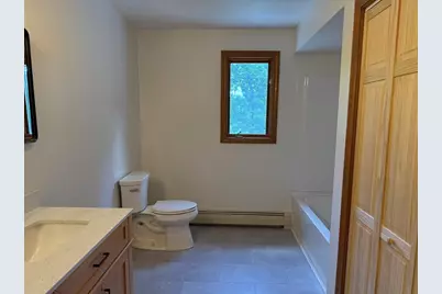 1174 Old Fall River Rd, Dartmouth, MA 02747 - Photo 10