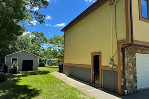 1174 Old Fall River Rd, Dartmouth, MA 02747 - Photo 36