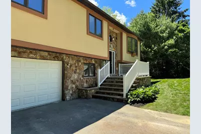 1174 Old Fall River Rd, Dartmouth, MA 02747 - Photo 2