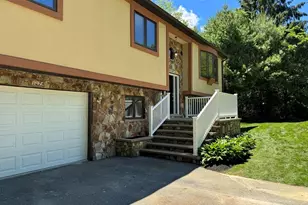 1174 Old Fall River Rd, Dartmouth, MA 02747 - Photo 2