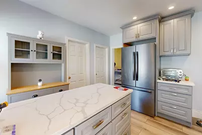14 Bayard St, Boston, MA 02134 - Photo 6