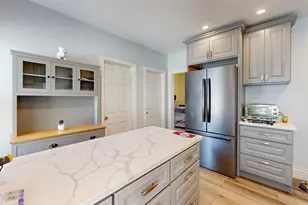 14 Bayard St, Boston, MA 02134 - Photo 2
