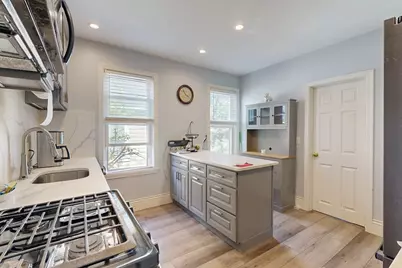 14 Bayard St, Boston, MA 02134 - Photo 6