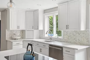 17 Hammer Hook Dr, Hanover, MA 02339 - Photo 8