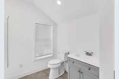 35 Locust St, Wareham, MA 02558 - Photo 16