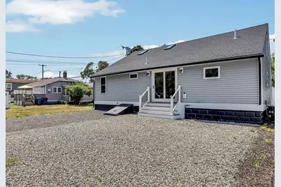 35 Locust St, Wareham, MA 02558 - Photo 18