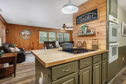 17 Mayo Rd, Hubbardston, MA 01452 - Photo 8