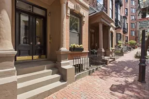 26 Hancock St, Boston, MA 02114 - Photo 14