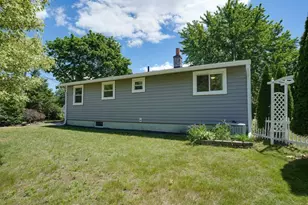 15 Jefferson Ave, Saugus, MA 01906 - Photo 8