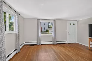 15 Jefferson Ave, Saugus, MA 01906 - Photo 22