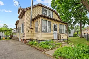 81 Healey St, Springfield, MA 01151 - Photo 2
