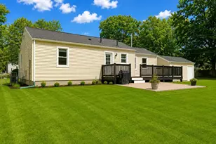 2 Millwood Cir, Framingham, MA 01701 - Photo 22