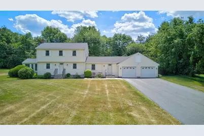 10 Hemlock Rd, Andover, MA 01810 - Photo 2