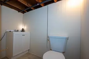 42 Iowa St, Worcester, MA 01602 - Photo 26
