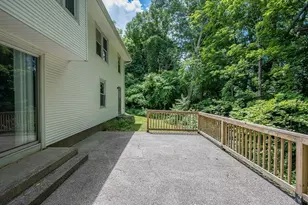 42 Iowa St, Worcester, MA 01602 - Photo 30