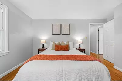 42 Iowa St, Worcester, MA 01602 - Photo 14