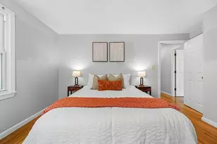 42 Iowa St, Worcester, MA 01602 - Photo 14