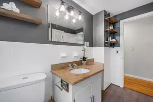 42 Iowa St, Worcester, MA 01602 - Photo 12
