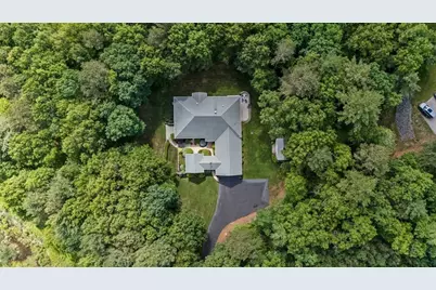 39 Highview Rd, Plymouth, MA 02360 - Photo 2