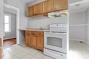 29 Newbury St, Worcester, MA 01609 - Photo 2