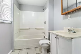 29 Newbury St, Worcester, MA 01609 - Photo 6