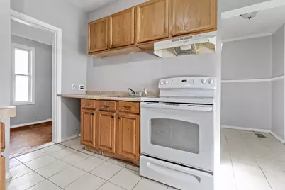 29 Newbury St, Worcester, MA 01609 - Photo 2