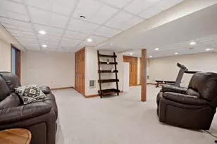 1 Bryant Ave, Shrewsbury, MA 01545 - Photo 28