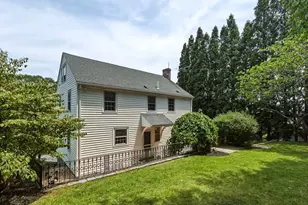 10 Radcliffe, Belmont, MA 02478 - Photo 2