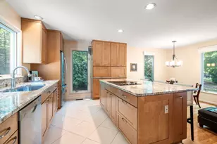 375 Atherton St, Milton, MA 02186 - Photo 12