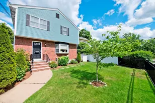 16 Warren Ave, Newton, MA 02465 - Photo 28