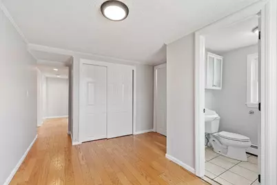 52 Auburn St, Lowell, MA 01852 - Photo 28
