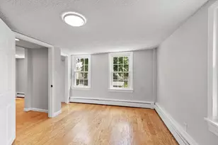 52 Auburn St, Lowell, MA 01852 - Photo 22