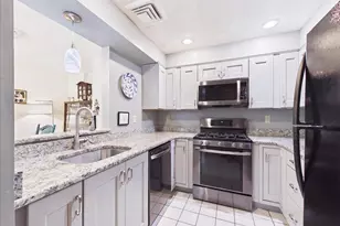 26 School St, Hull, MA 02045 - Photo 8