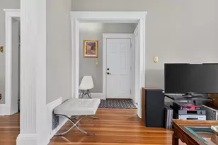 19 Rill St, Boston, MA 02125 - Photo 2