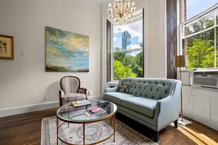 207 Commonwealth Ave, Boston, MA 02116 - Photo 10
