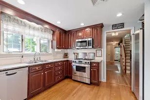 9 Foster St, Acton, MA 01720 - Photo 6
