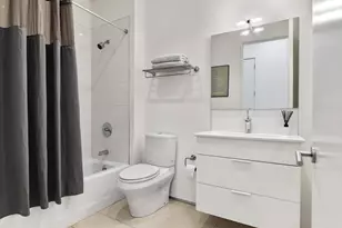 618 E 2nd St, Boston, MA 02127 - Photo 16